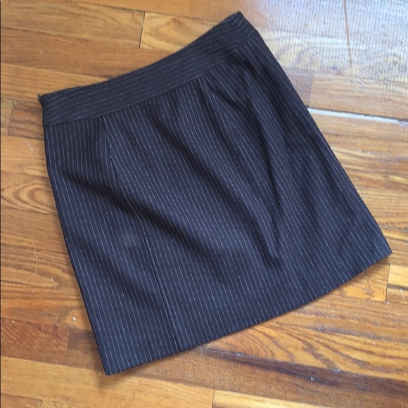 Banana Republic pinstripe wool skirt - Picture 2 of 8
